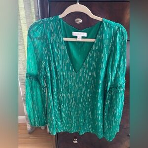 Lilly Pulitzer Green and Silver top.  Perfect for holidays!